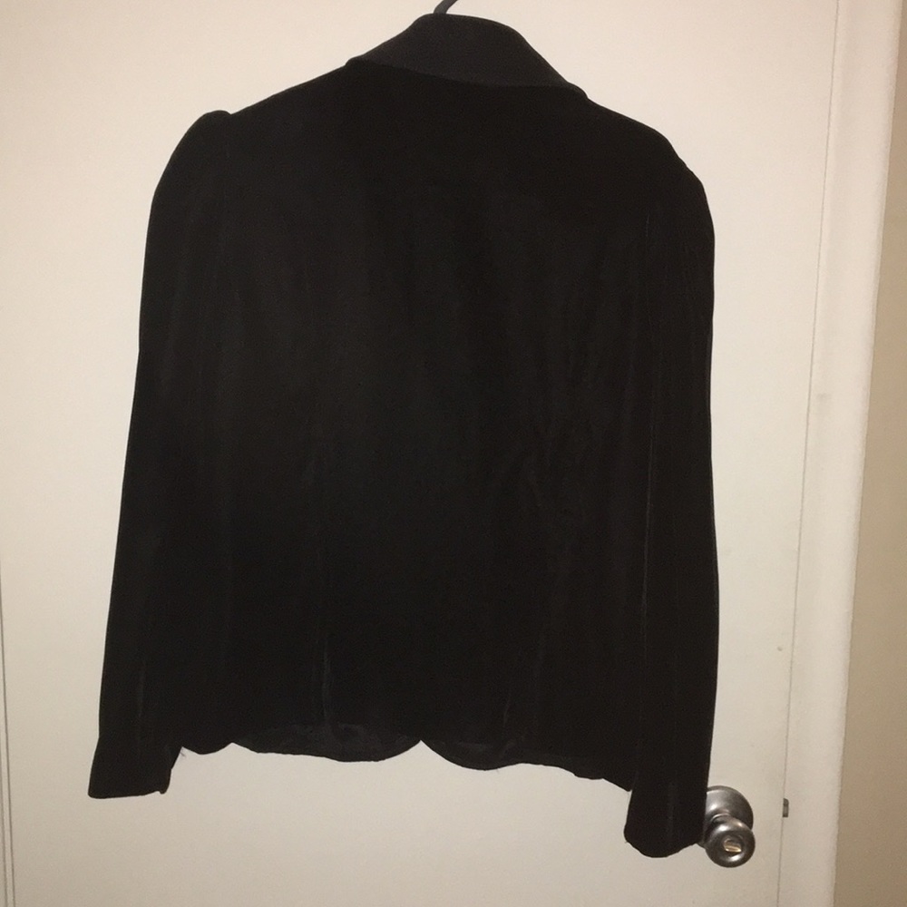 Jacket - Picture 4 of 5